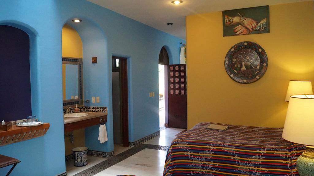 Casa De Las Flores Bed & Breakfast Tlaquepaque Dış mekan fotoğraf
